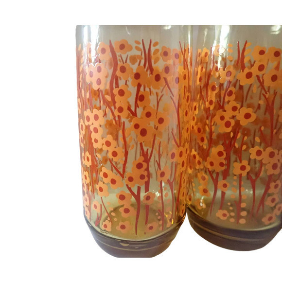 HP‎ Vintage 70s Ombre Amber Orange Pink Flower Vines 2 Juice Glasses Drinkware - Picture 1 of 8